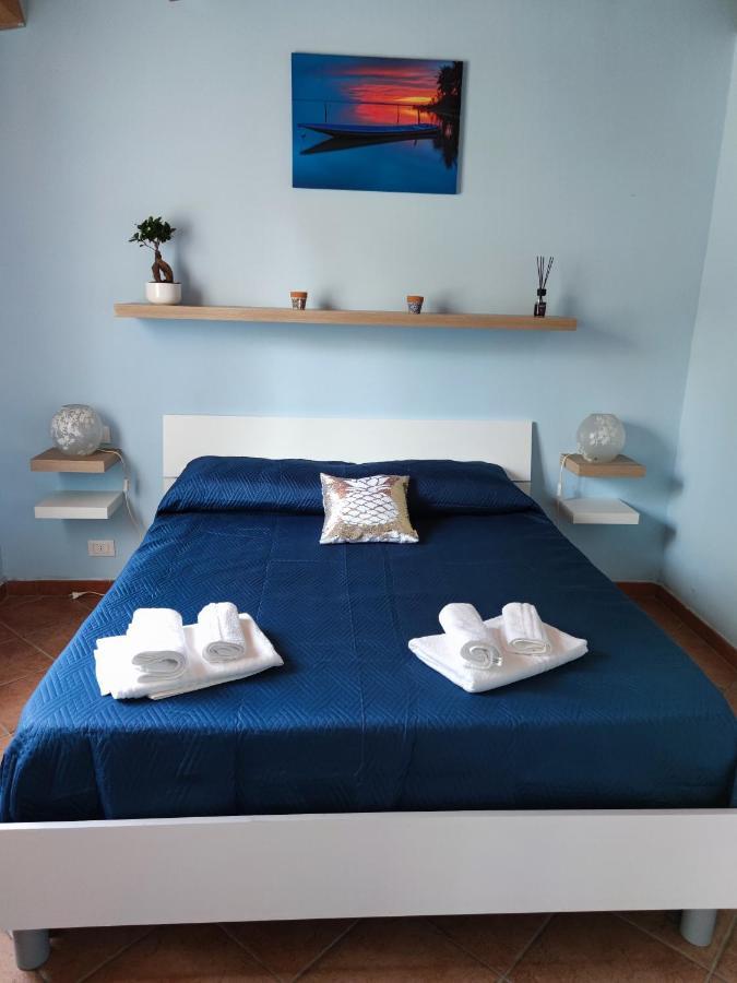 Villa Martino Apartments 체팔루 객실 사진